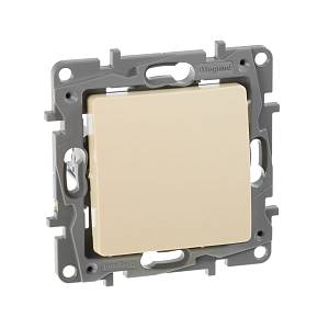Legrand 672301 Выключатель одноклавишный 10А Слоновая кость-Etika Legrand 672301 Выключатель одноклавишный 10А Слоновая кость-Etika