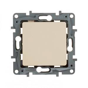 Legrand 672301 Выключатель одноклавишный 10А Слоновая кость-Etika Legrand 672301 Выключатель одноклавишный 10А Слоновая кость-Etika