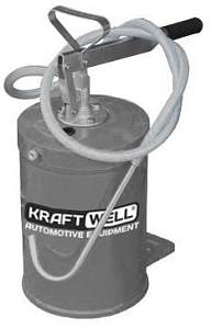 KraftWell KRW1797A Нагнетатель солидола с ручным приводом 10 л KraftWell KRW1797A Нагнетатель солидола с ручным приводом 10 л