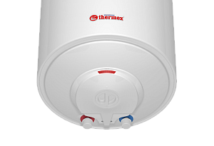 Водонагреватель накопительный THERMEX TitaniumHeat 30 V Slim Водонагреватель накопительный THERMEX TitaniumHeat 30 V Slim